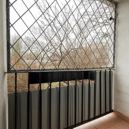 Saska Kepa Charming Apartment