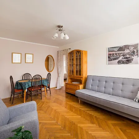 Apartment Saska Kepa Charming