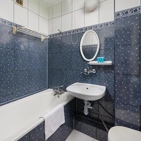 Saska Kepa Charming Apartment *