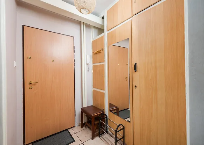 Saska Kepa Charming By Bookinghost Warsaw