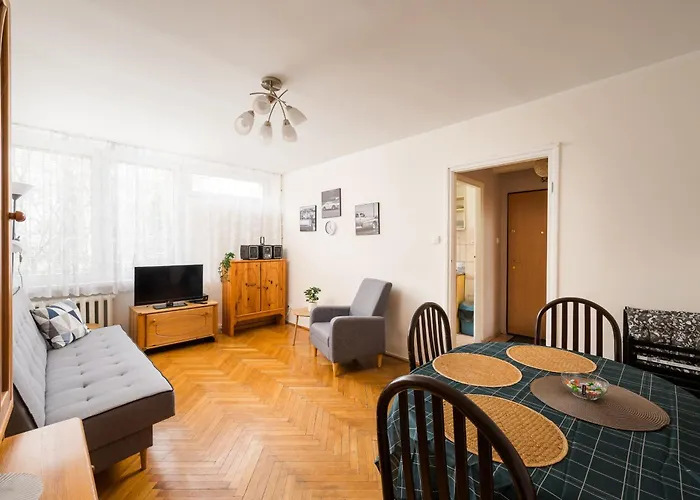 Apartment Saska Kepa Charming By Bookinghost *