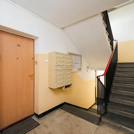 Saska Kepa Charming By Bookinghost *